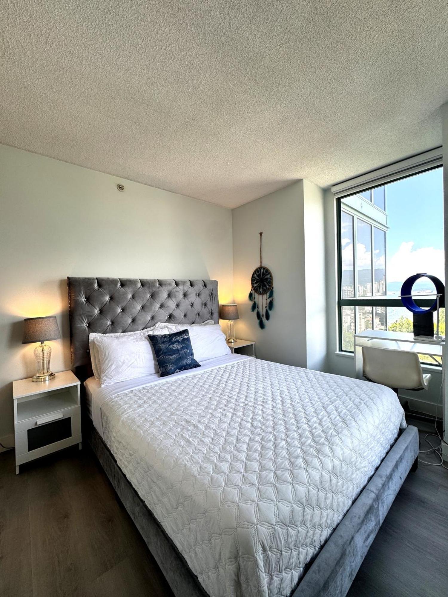 Stunning Ocean Apartment Vancouver Exterior foto